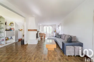 Traditional house at Montfermeil (93370)