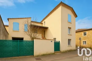 Village house in Saint-Mamert-du-Gard (30730)