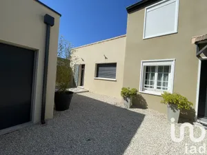 House in Les Angles (30133)