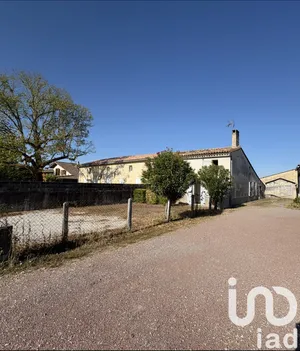 House at Pomerol (33500)