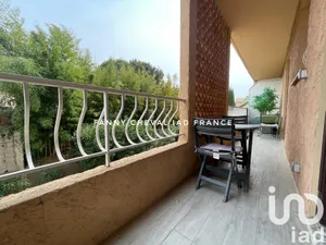 Apartment at Six-Fours-les-Plages (83140)