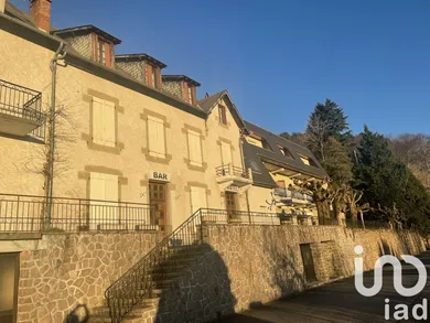 Immeuble à Aubazines (19190)
