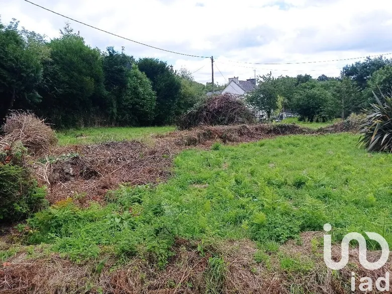 Terrain 747 m² · à Camors · 66 000 €