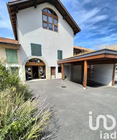 Village house in Archamps (74160)