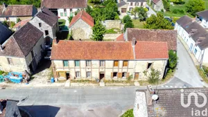 Domaine à Chalautre-la-Grande (77171)