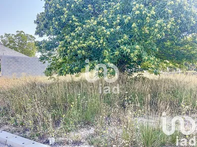 Building plot at La Brillanne (04700)