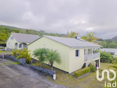 Maison à Saint-Benoît (97470)