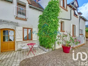 Maison à Cour-sur-Loire (41500)