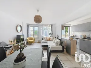 Appartement à Combs-la-Ville (77380)