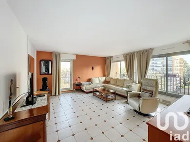 Apartment at Brunoy (91800)