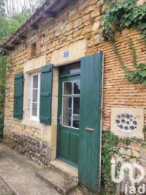 Maison à Pleuville (16490)