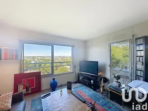 Apartment at Bry-sur-Marne (94360)
