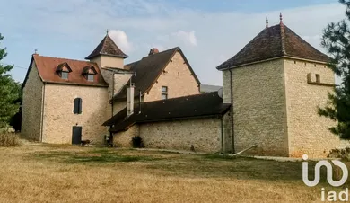 Maison d'architecte à Villeneuve (12260)