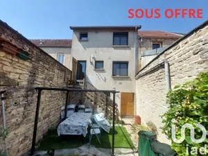 Townhouse at Ladoix-Serrigny (21550)