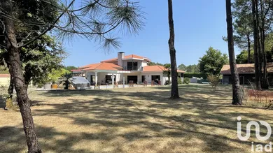 Maison d'architecte à Parentis-en-Born (40160)