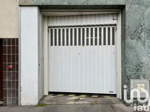 Parking à Paris (75014)