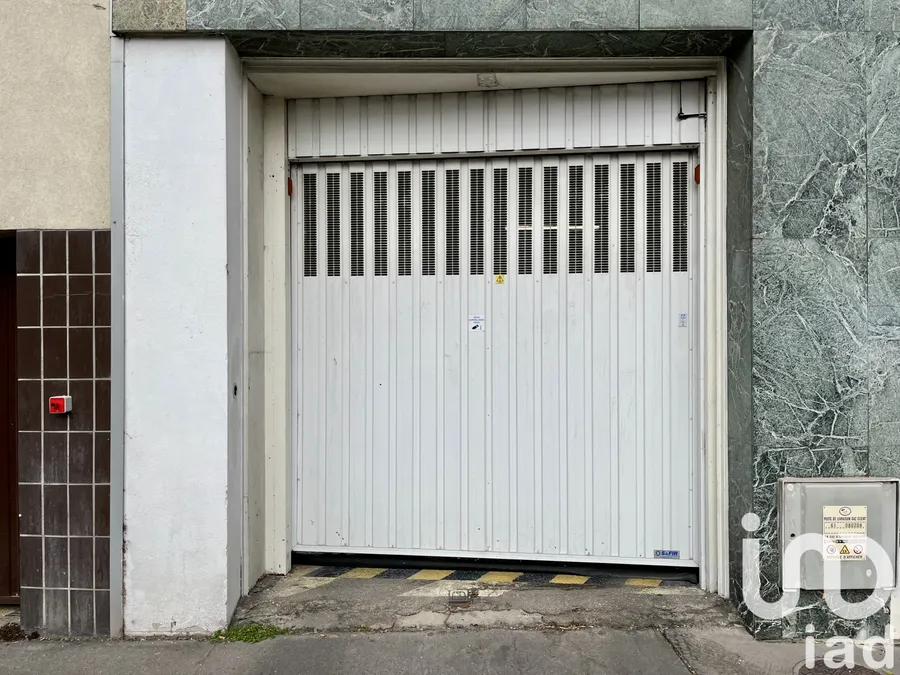Parking à Paris (75014) photo 3