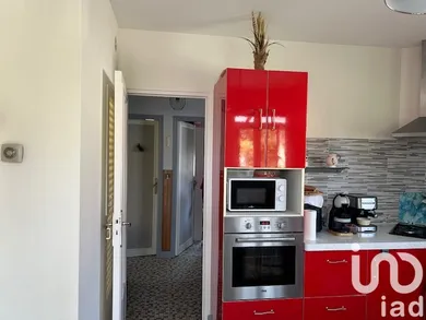 Townhouse in Saint-Parres-aux-Tertres (10410)