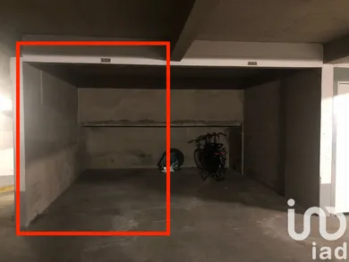 Parking à Paris (75014)