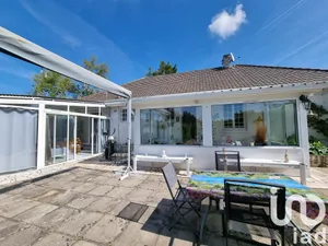 House in Descartes (37160)