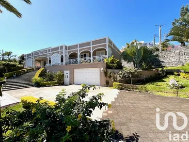 Maison à Saint-Denis (97417)