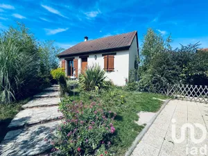 House at Prunay (51360)