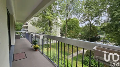 Apartment at Brunoy (91800)