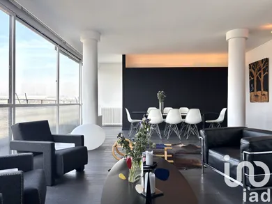Apartment at Boulogne-Billancourt (92100)