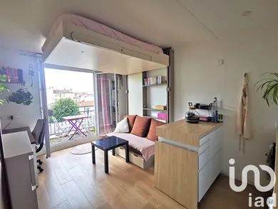 Apartment at Montrouge (92120)