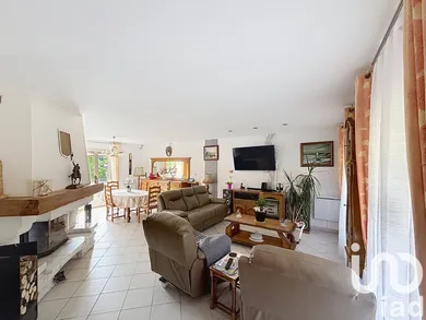 House in Resson (55000)