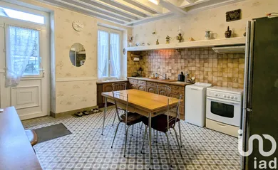 Townhouse in Flins-sur-Seine (78410)
