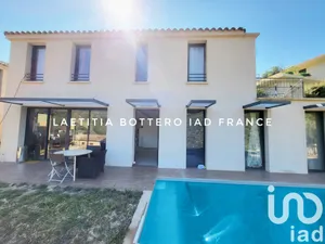 House in Ollioules (83190)