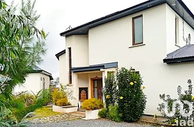 Maison d'architecte à Petite-Île (97429)