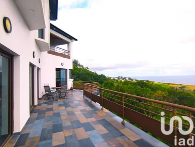 Maison d'architecte à Petite-Île (97429)