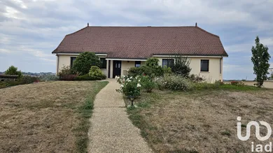 Maison à Saint-Constant (15600)