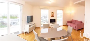 Apartment at Issy-les-Moulineaux (92130)