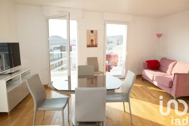 Apartment in Issy-les-Moulineaux (92130)