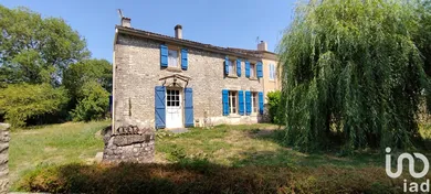 Maison de campagne à Paillé (17470)