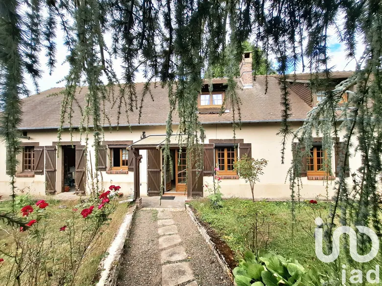 Maison 4 pièces 119 m² · à Breteuil · 119 m² · 148 000 €