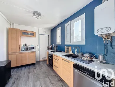 Apartment in Saint-Fargeau-Ponthierry (77310)