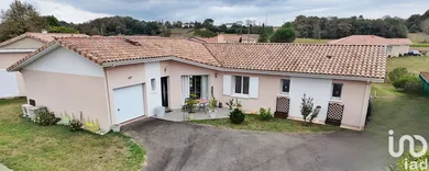 House at Amou (40330)