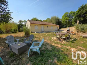 Maison de campagne à Saint-Alban-d'Ay (07790)