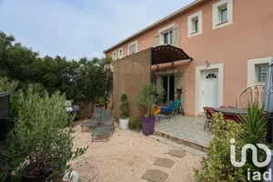 House in Rochefort-du-Gard (30650)