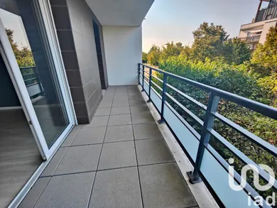 Apartment in Tours (37100)