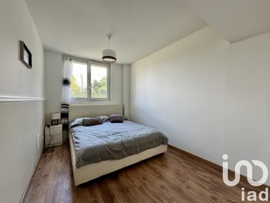 Apartment in Chilly-Mazarin (91380)