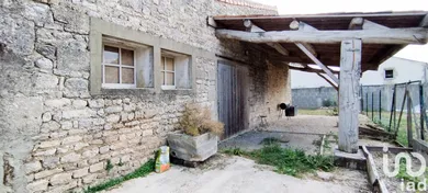 Maison de village à Néré (17510)