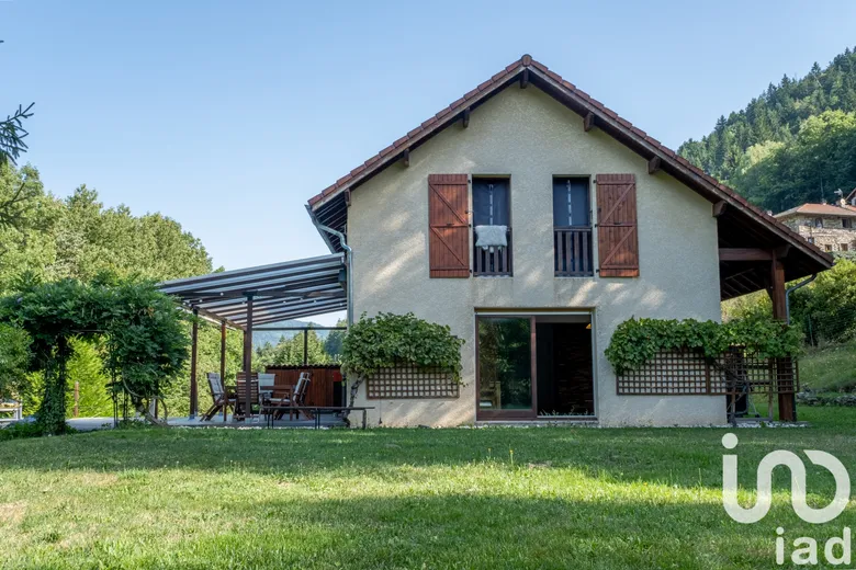Maison 7 pièces 176 m² · à Allevard · 176 m² · 449 000 €