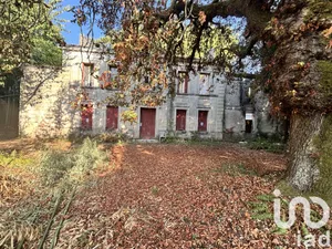 Domain in Le Pout (33670)