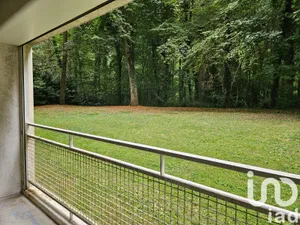 Appartement à Vaux-le-Pénil (77000)