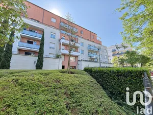 Apartment in Chelles (77500)